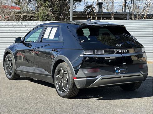 Used 2024 Hyundai Ioniq 5 SEL image 12