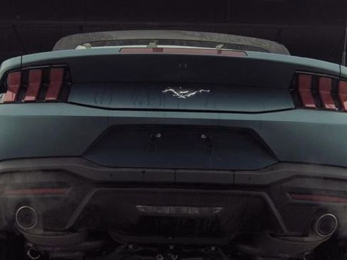 Used 2026 Ford Mustang Premium image 5