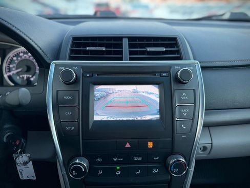 Used 2017 Toyota Camry LE image 13