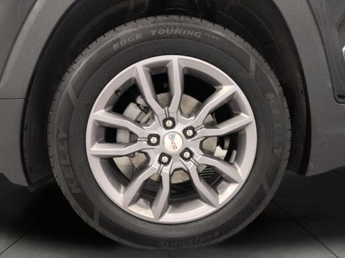 Certified 2023 GMC Terrain SLT AWD/4WD image 3