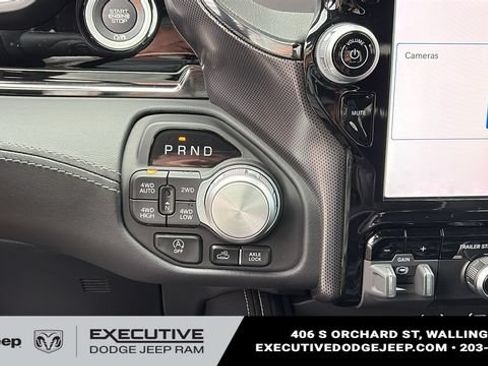 Used 2025 RAM 1500 Limited w/ Off Road Group AWD/4WD image 21