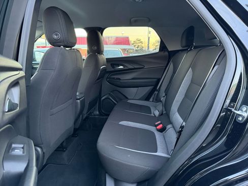 Used 2025 Chevrolet TrailBlazer LT image 23