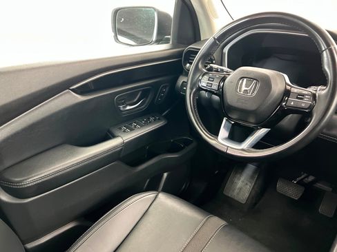 Used 2023 Honda Pilot EX-L image 11