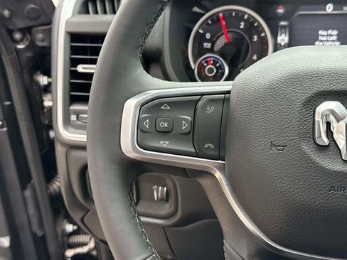 New 2026 RAM 2500 Big Horn AWD/4WD image 33