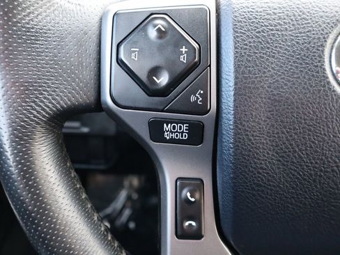 Used 2017 Toyota Tacoma SR5 w/ Tow Package image 29