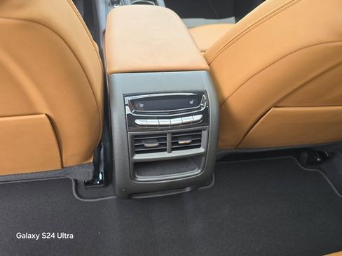 New 2025 Cadillac XT5 Premium Luxury image 17