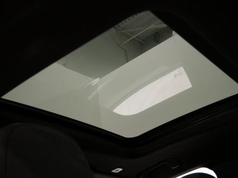 Used 2024 Alfa Romeo Tonale Ti image 4