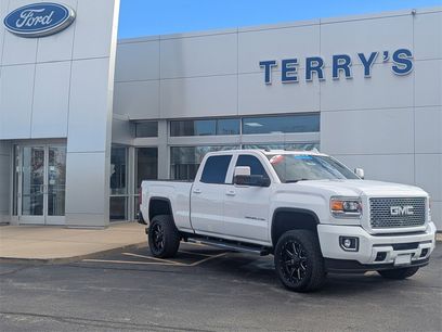Used 2015 GMC Sierra 2500 Denali w/ Duramax Plus Package