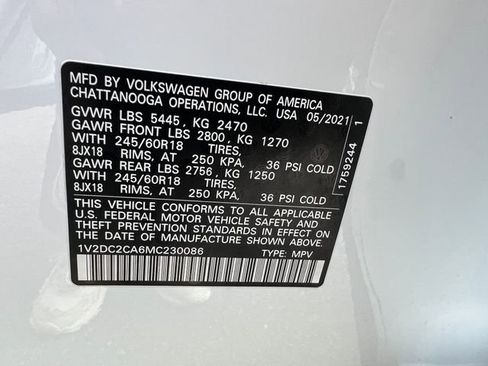 Used 2021 Volkswagen Atlas Cross Sport SE image 42