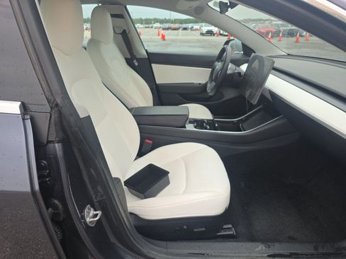 Used 2020 Tesla Model 3 Standard Range RWD image 15