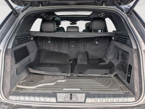 Used 2023 Land Rover Range Rover Sport SE AWD/4WD image 12