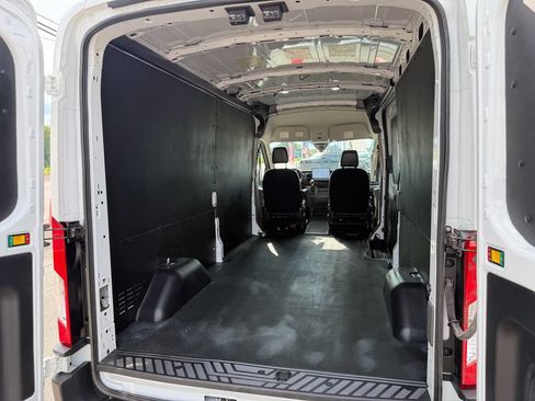 Used 2026 Ford Transit 250 148 Medium Roof w/ Load Area Protection Package RWD image 36
