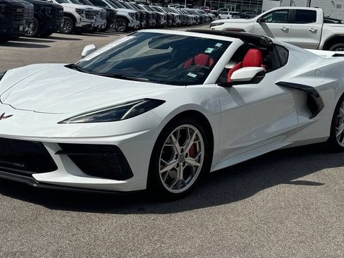 Used 2022 Chevrolet Corvette Stingray Premium Cpe w/ Z51 Performance Package RWD image 7