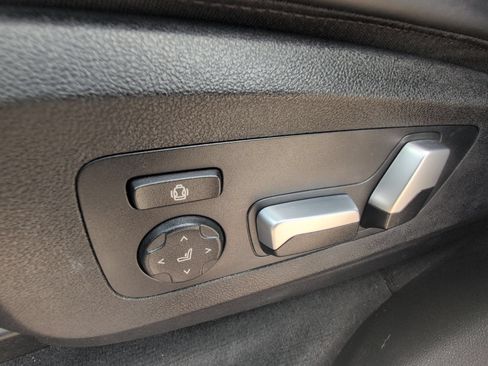 Used 2026 BMW X5 sDrive40i RWD image 25