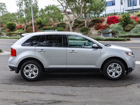 Used 2014 Ford Edge SEL w/ Equipment Group 204A FWD image 7