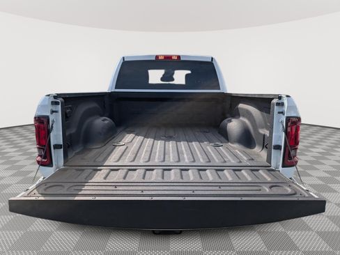 Used 2025 RAM 2500 Big Horn AWD/4WD image 13