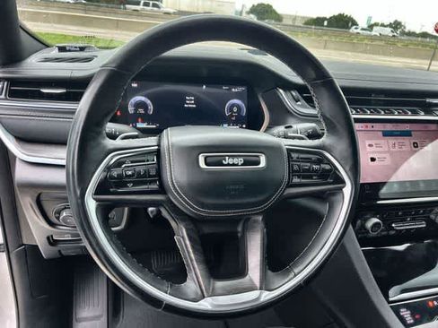 Used 2021 Jeep Grand Cherokee L Overland AWD/4WD image 17