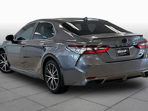 Used 2023 Toyota Camry SE FWD image 10