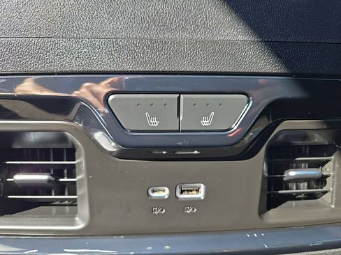 Used 2022 GMC Sierra 1500 AT4 AWD/4WD image 49