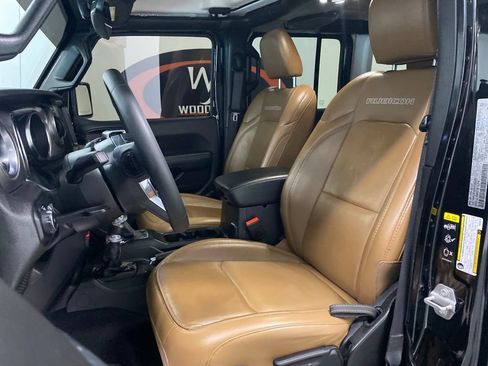 Used 2023 Jeep Wrangler Unlimited Rubicon w/ Safety Group AWD/4WD image 15