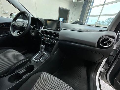Used 2021 Hyundai Kona SE AWD/4WD image 29