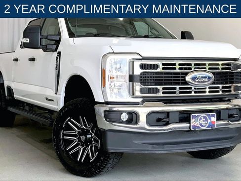 Used 2024 Ford F250 XLT w/ FX4 Off-Road Package AWD/4WD image 1