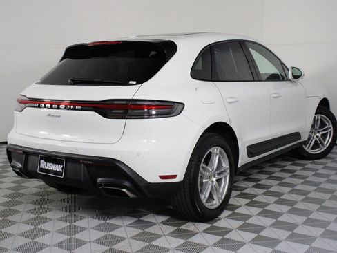 Used 2025 Porsche Macan image 7