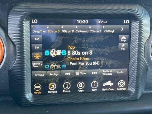 Used 2023 Jeep Gladiator Mojave w/ Cold Weather Group AWD/4WD image 17