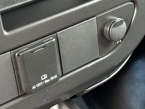 Used 2024 GMC Savana 2500 RWD 2500 135 w/ Driver Convenience Package image 21