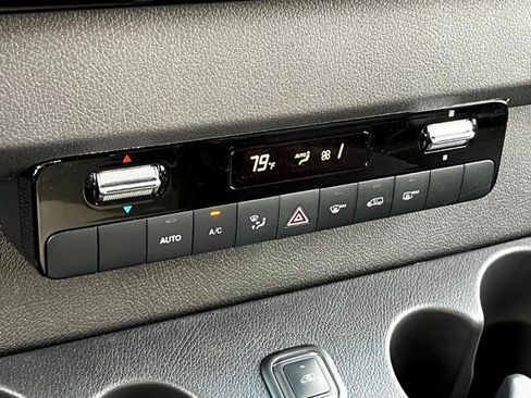 New 2024 Mercedes-Benz Sprinter 2500 image 7