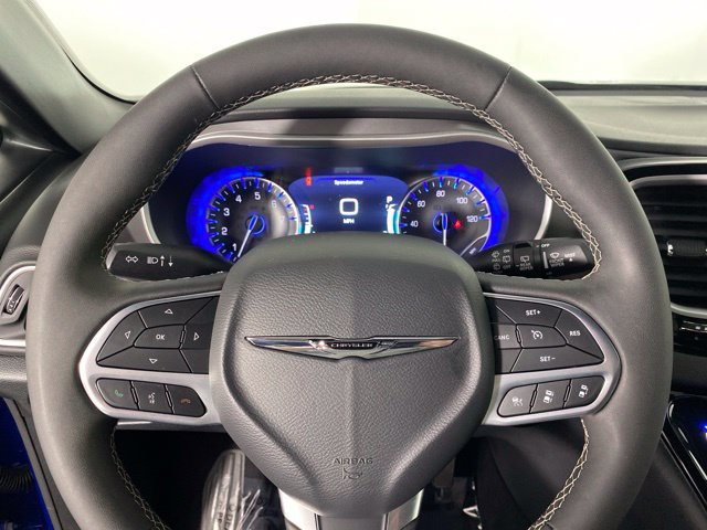 Used 2026 Chrysler Pacifica Select FWD image 20