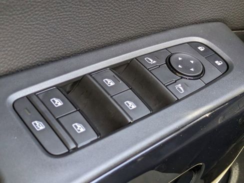 New 2026 Nissan Pathfinder S AWD/4WD image 23