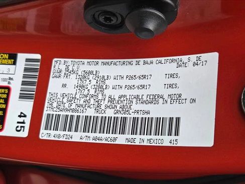 Certified 2017 Toyota Tacoma TRD Sport image 24