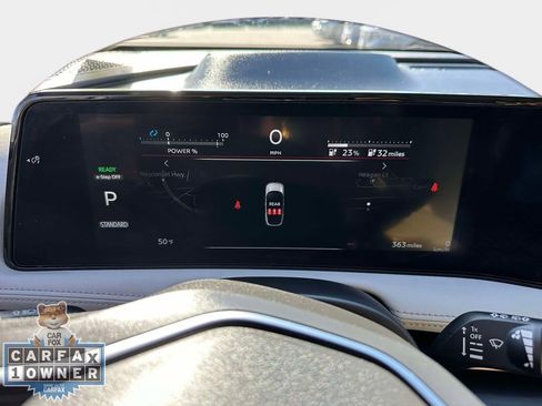 Used 2024 Nissan Ariya AWD image 27
