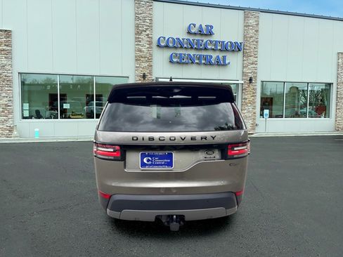 Used 2018 Land Rover Discovery HSE Luxury AWD/4WD image 3
