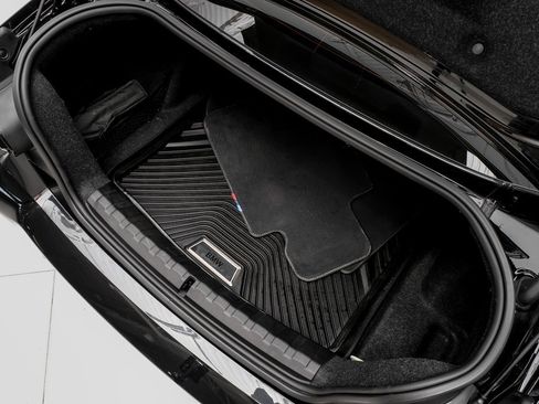 Used 2024 BMW M2 w/ Lighting Package image 40