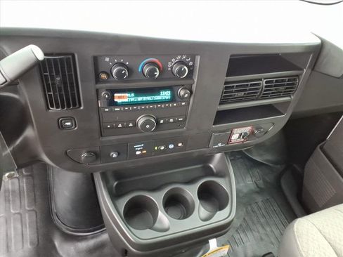 New 2025 Chevrolet Express 2500 image 22