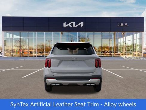 New 2026 Kia Sorento S w/ S Panoramic Sunroof Package image 5