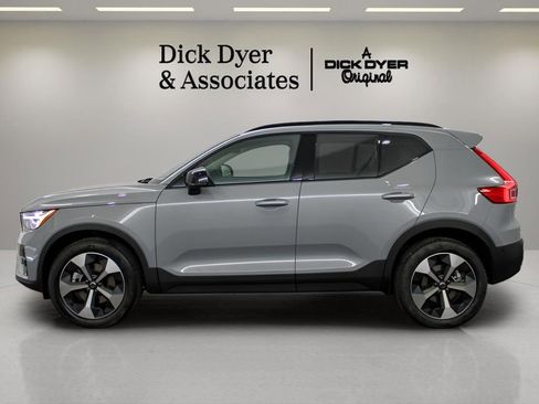 New 2026 Volvo XC40 B5 Plus w/ Protection Package Premier image 5