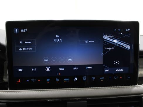 Certified 2023 Lincoln Corsair Standard w/ Equipment Group 101A image 14