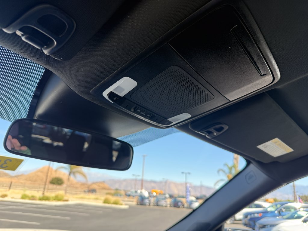 Certified 2025 Honda Pilot Sport image 34
