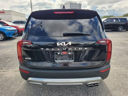 Used 2022 Kia Telluride SX w/ SX Prestige Package image 14