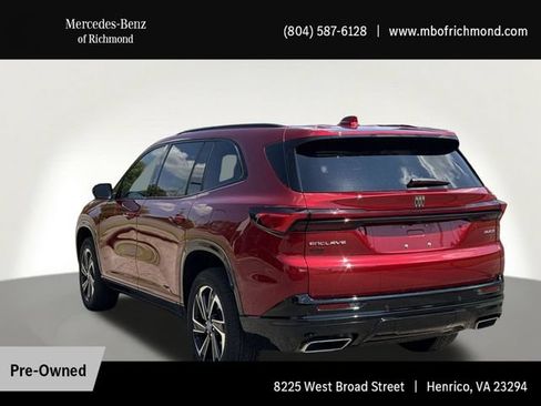 Used 2025 Buick Enclave Sport Touring w/ Power Package FWD image 25