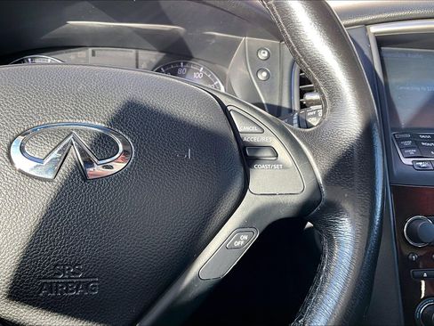 Used 2015 INFINITI QX50 Journey w/ Premium Package image 18