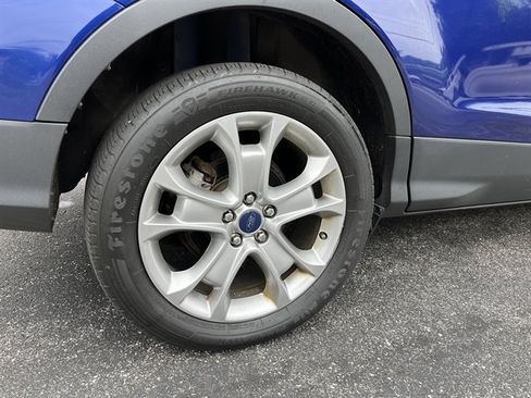 Used 2016 Ford Escape Titanium w/ Equipment Group 301A AWD/4WD image 9