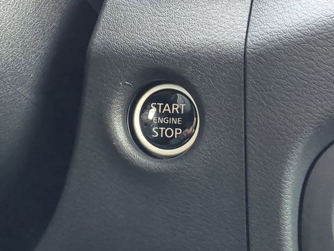 Certified 2024 Nissan Frontier SV w/ SV Convenience Package image 27