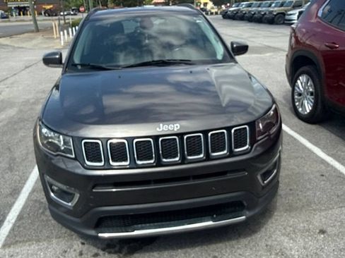 Used 2019 Jeep Compass Limited FWD image 5