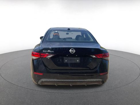 Used 2025 Nissan Sentra SV image 12