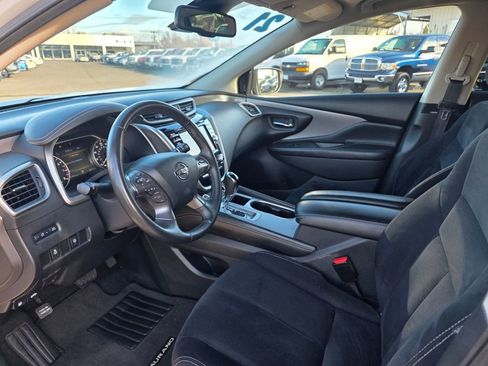 Used 2021 Nissan Murano SV image 10