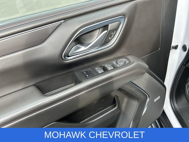 Certified 2022 Chevrolet Suburban RST w/ Luxury Package AWD/4WD image 24